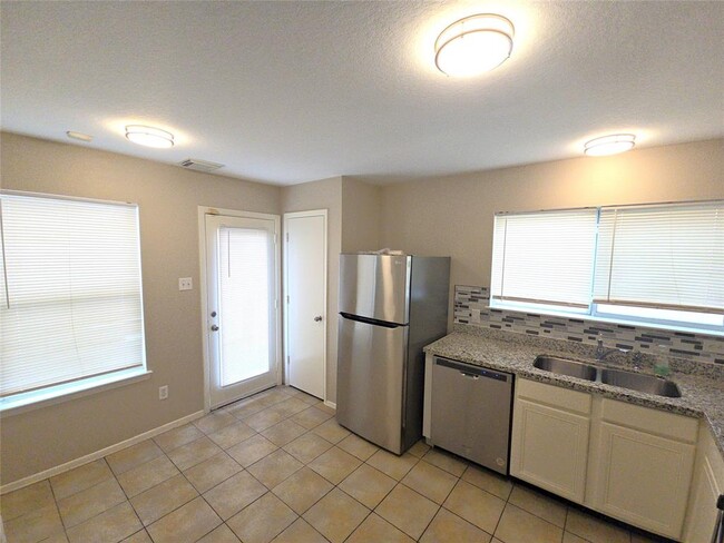 Foto del edificio - 20933 Patriot Park Ln
