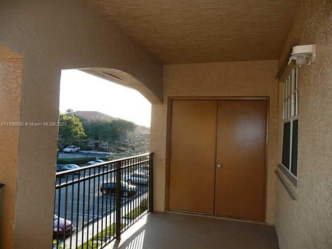 Foto del edificio - 11701 SW 2nd St