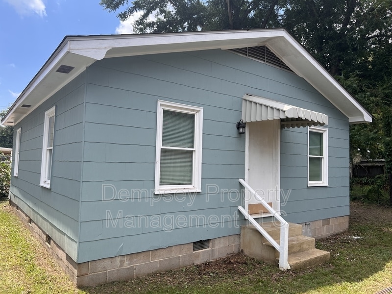 Foto principal - 3417 1/2 6th Street