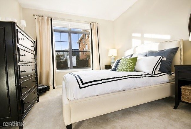 Foto del edificio - 2300 Woodland Crossing Dr
