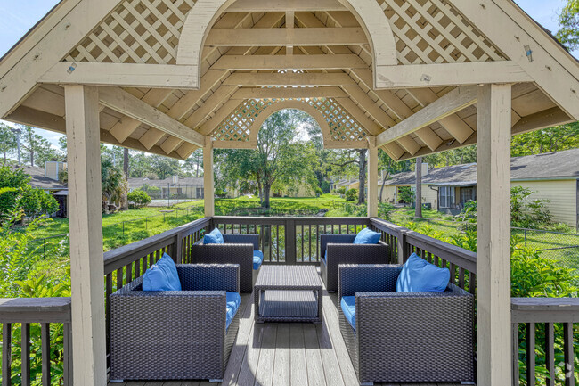 Gazebo - Douglaston Villas & Townhomes