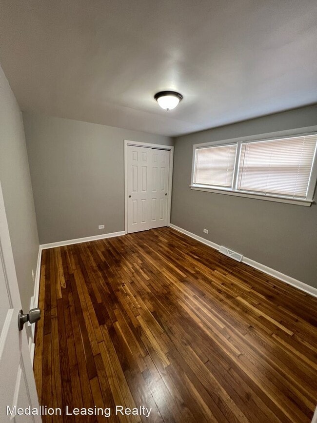 Building Photo - 4 br, 2 bath House - 12917 S Green St