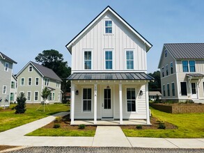 Building Photo - 107 Gardenia Ln