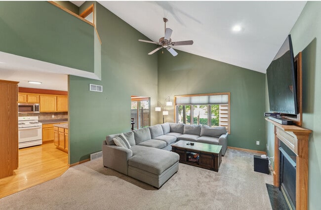 Living room - 5911 E Open Meadow