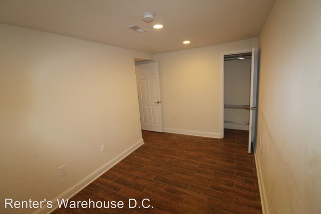 Building Photo - 2 br, 1 bath House - 2520 12th Street Unit B
