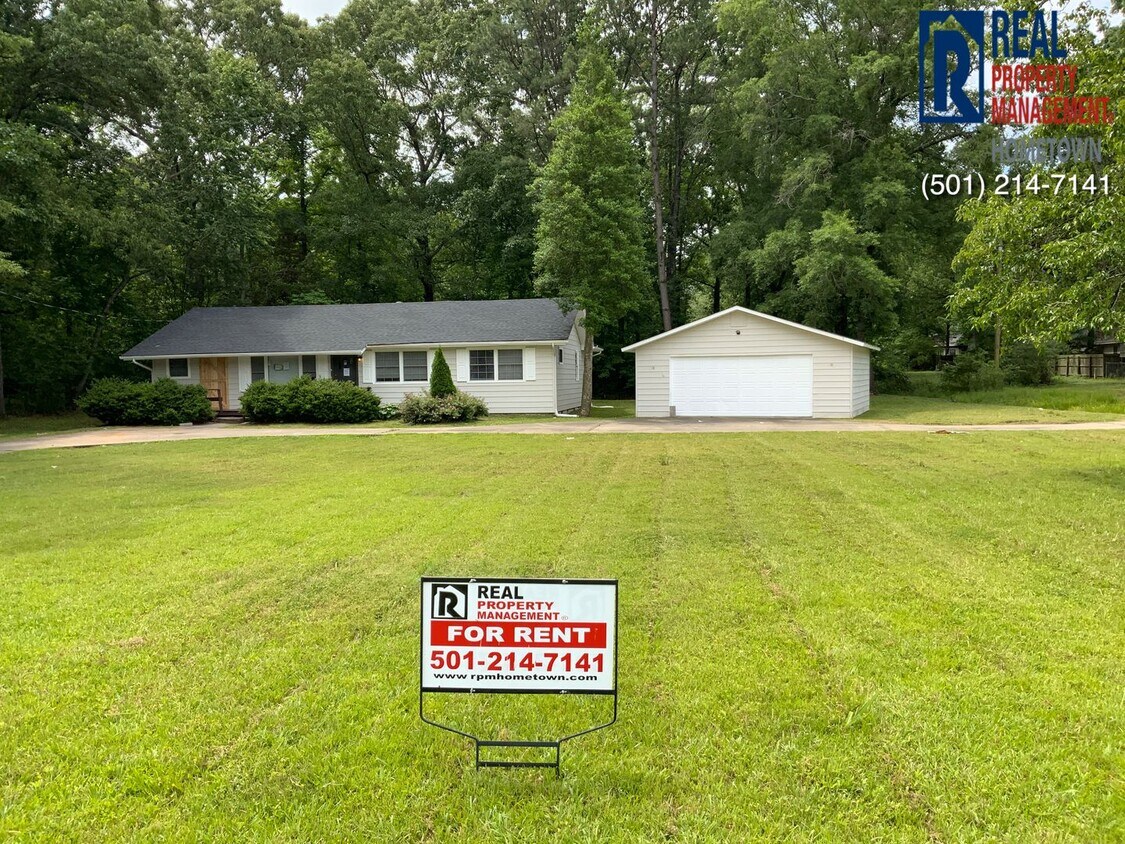 Foto principal - 6407 Jacksonville Cutoff Rd