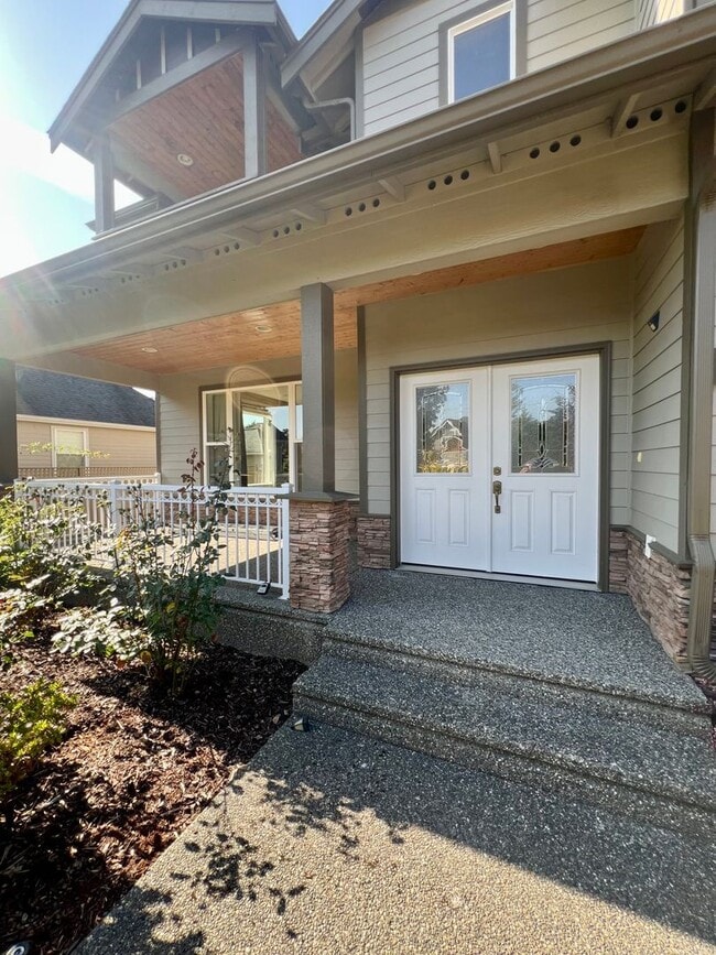 Building Photo - Beautiful 3 Bedroom in Private Community! HALF OFF FIRST MONTHS RENT!