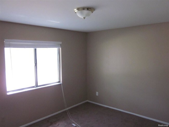 Building Photo - 28614 Imperial Dr