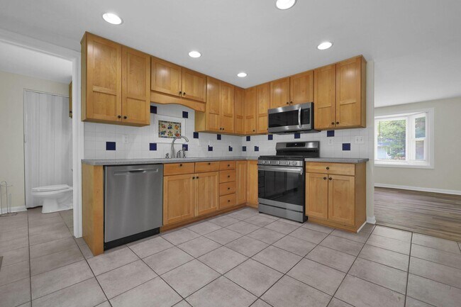 Foto del edificio - 470 Amesbury Dr