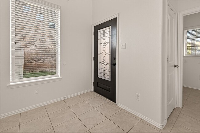 Building Photo - 12102 City Trek Ln