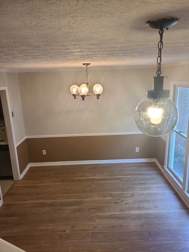 Dining Room - 1394 Wood Cir S