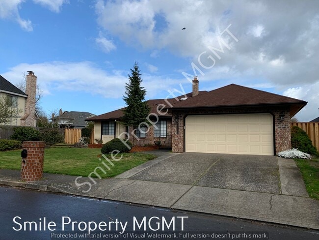 Three Bedrooms single house in NE Portland with double garage - Three Bedrooms single house in NE Portland with double garage
