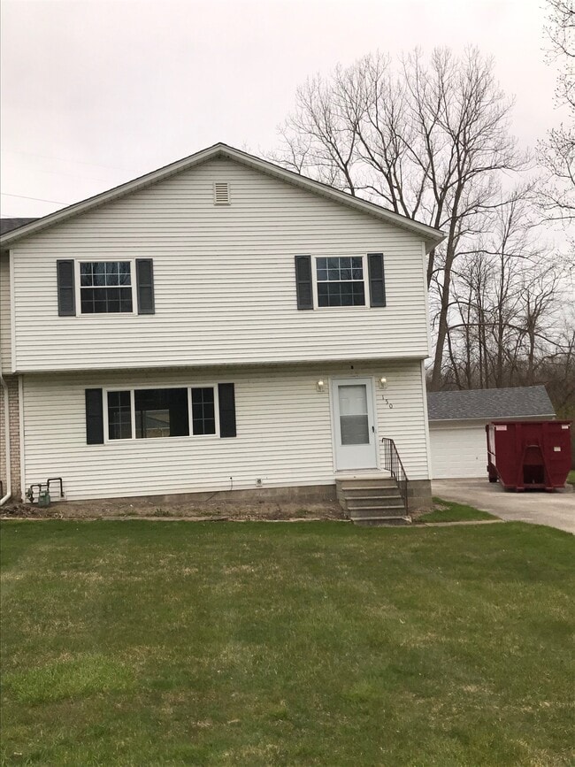 150 Park Rd Unit 150, Painesville, OH 44077 Condo for Rent in