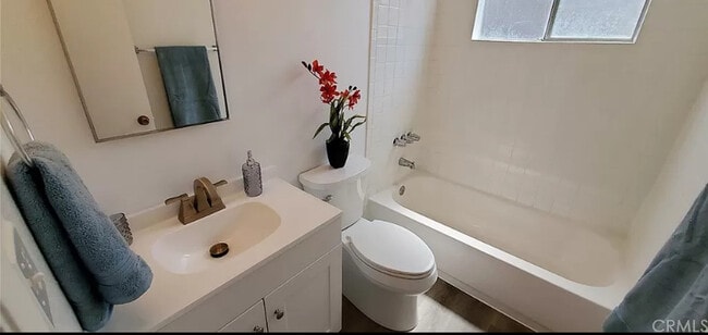 Foto del edificio - 5021 Atlantic Ave