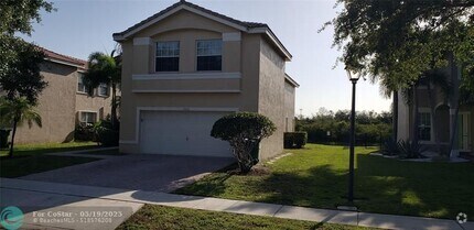 Building Photo - 2802 SW 165th Ave