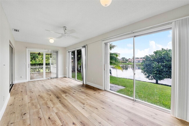 Building Photo - 10120 NW 71st St