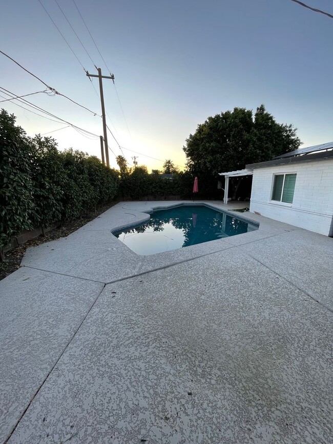 Building Photo - Beautiful Home available to lease!