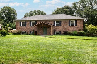 Building Photo - 11744 N Williamsburg Dr