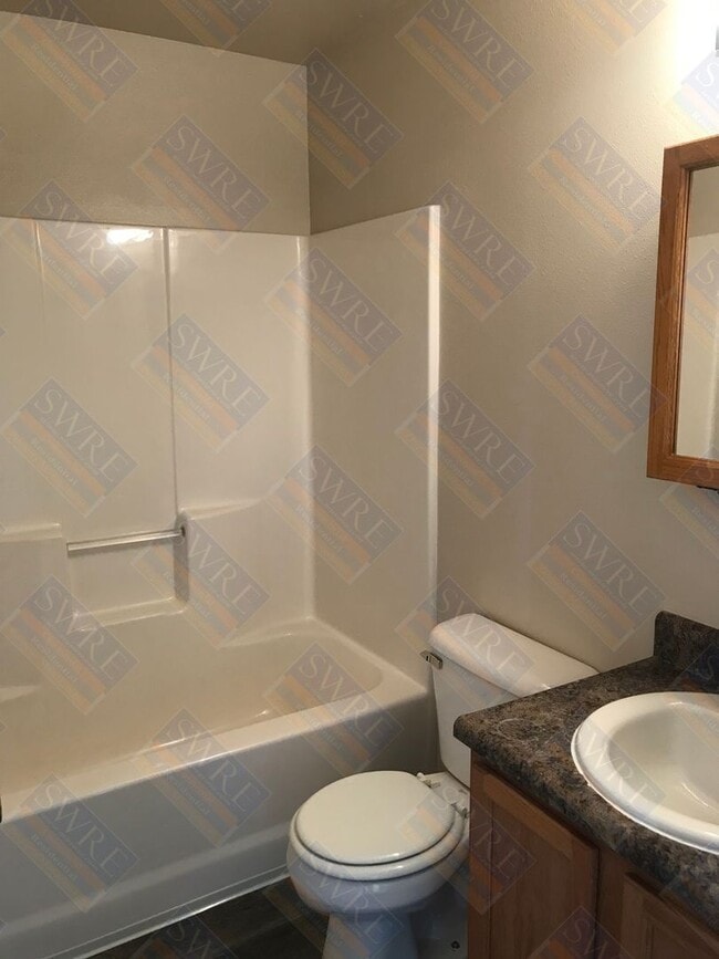 Foto del edificio - 2229 Westridge Dr