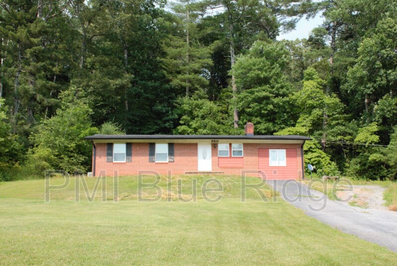 820 Mills Gap Rd, Fletcher, NC 28732 House Rental in Fletcher, NC