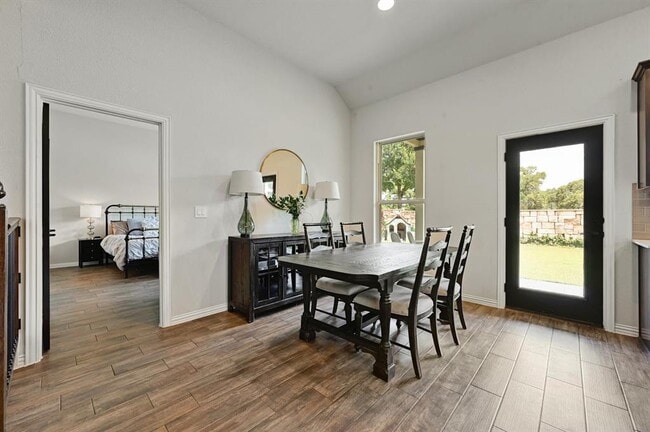 Foto del edificio - 120 Wooden Lodge Dr