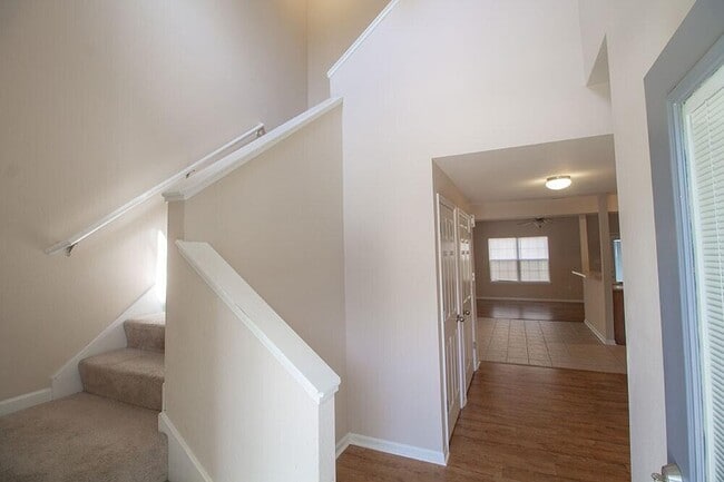 Foto del edificio - 1927 Center St