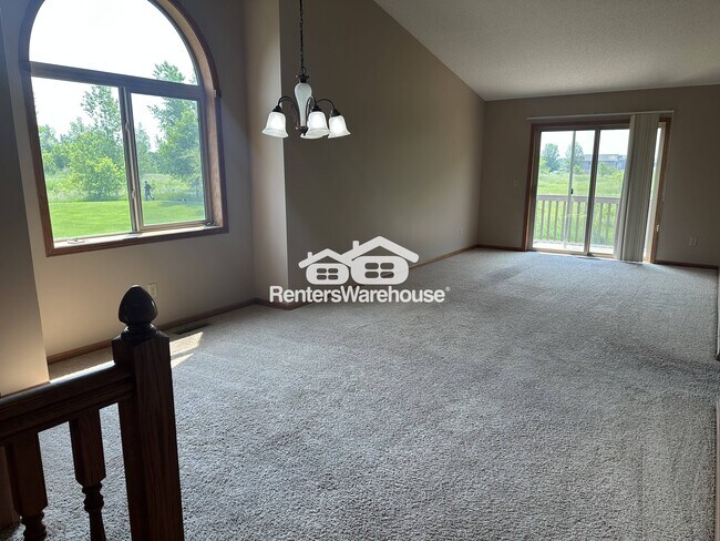 Foto del edificio - 1159 Honeysuckle Ln SE