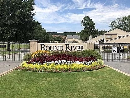 Primary Photo - 2512 Riverfront Dr