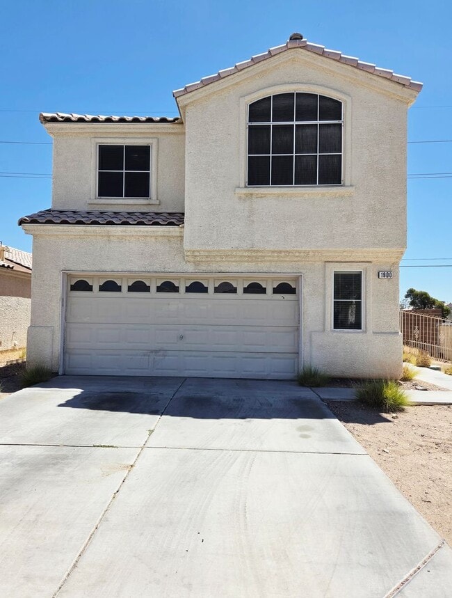 Building Photo - 1900 Villa Vista Way