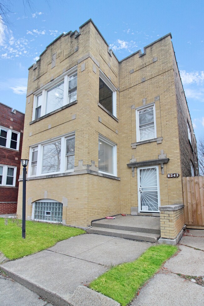 Foto del edificio - 8341 S Sangamon St