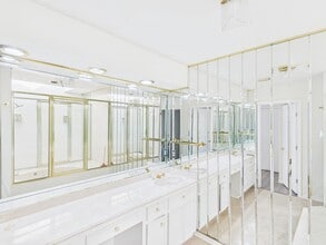 Building Photo - 7611 Hopewell Ln