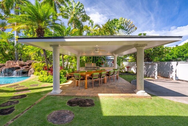 Building Photo - Kahala Oasis: Expansive 6BR Luxury Estate ...