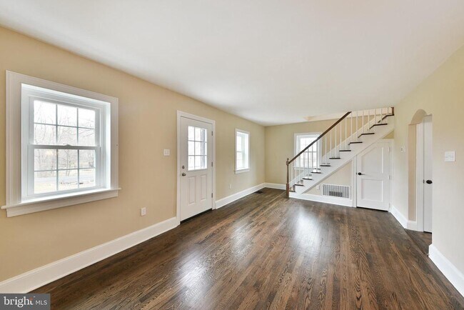 Foto del edificio - 6166 Mechanicsville Rd