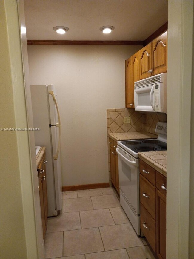 Foto del edificio - 163 West Ct