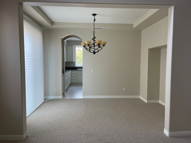 Building Photo - Spacious 4 bed 3 bath Newbury park home
