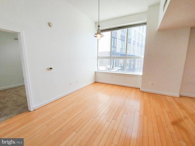 Foto del edificio - 5885 Colorado Ave NW