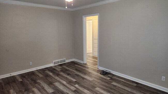 Foto del edificio - 1283 E Hudson Ave
