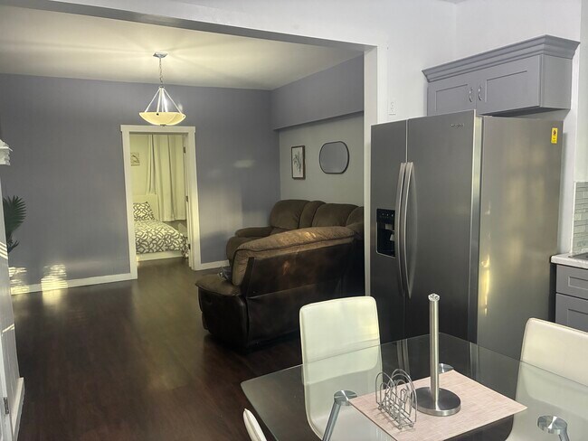 Foto del edificio - 1634 Summerfield St