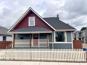 Building Photo - 253 S 3rd St