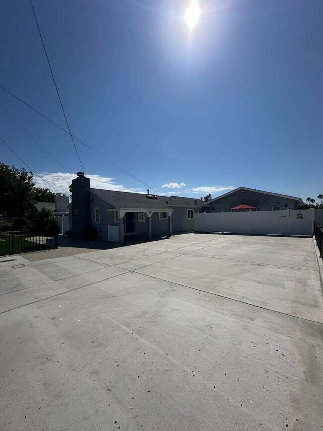 Foto del edificio - Fletcher Hills/El Cajon 3Br House