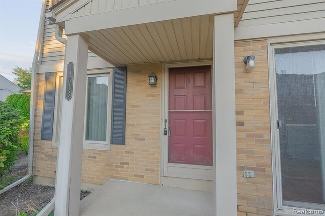 Building Photo - 44613 New Hampshire Dr