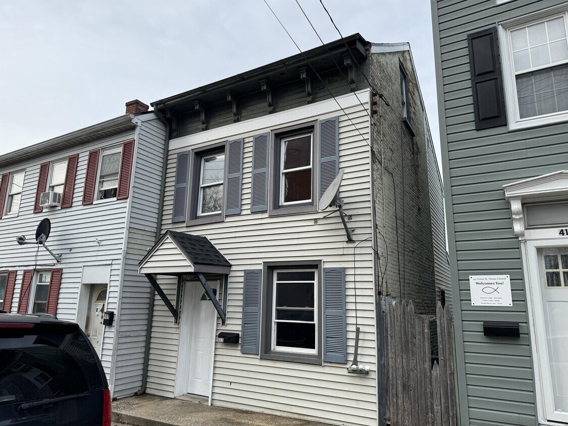 Primary Photo - 411 Union St
