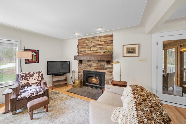 Foto del edificio - 2854 Parkridge Dr