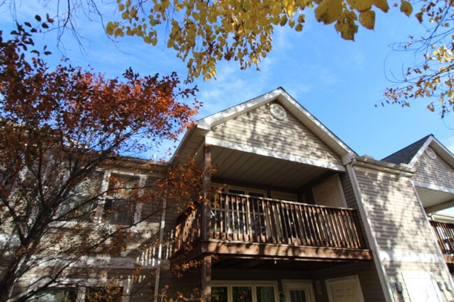 Building Photo - 1411 Heatherwood Ln