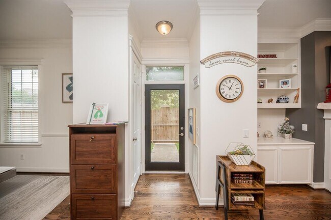 Foto del edificio - 4001 Browning St