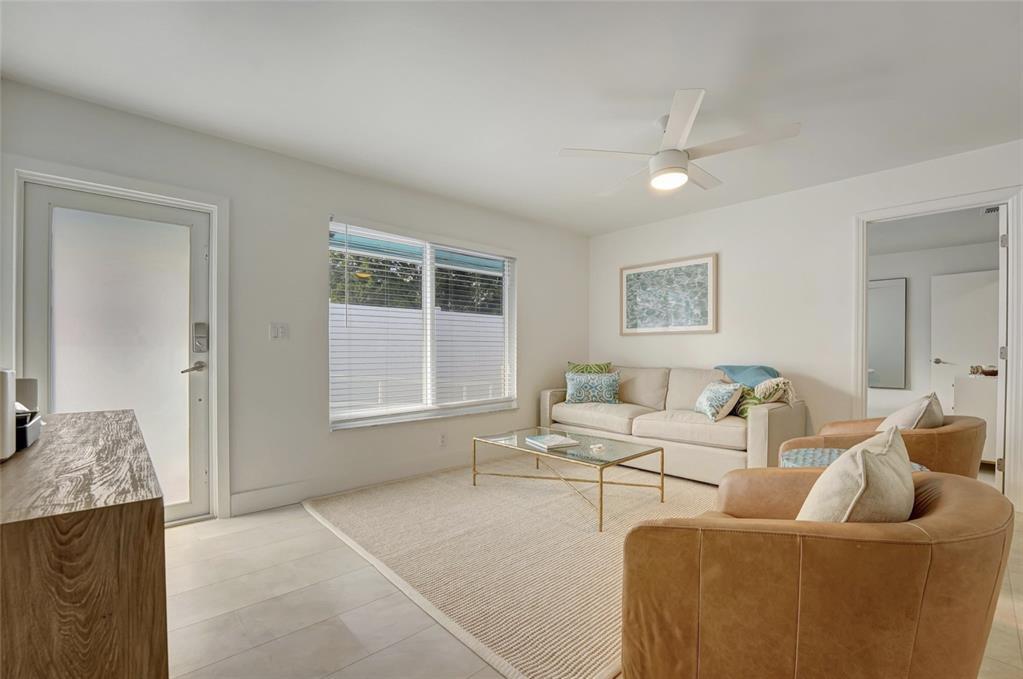 Foto principal - 1319 SW 30th St