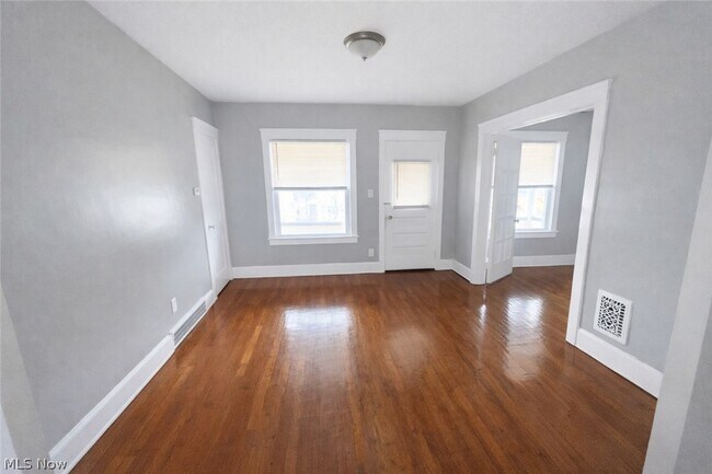 Building Photo - 3278 W 84th St