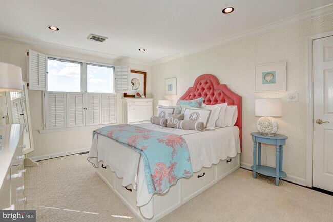 Foto del edificio - 2412 19th St NW