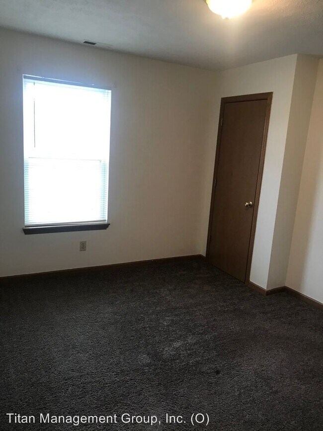 Foto del edificio - 90 Bridgewater Ct