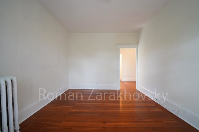 Foto del edificio - 77 Brighton Ave